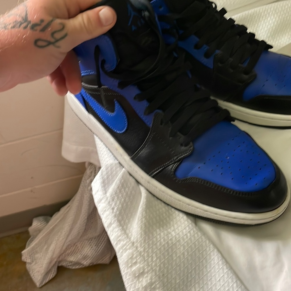 Shoes